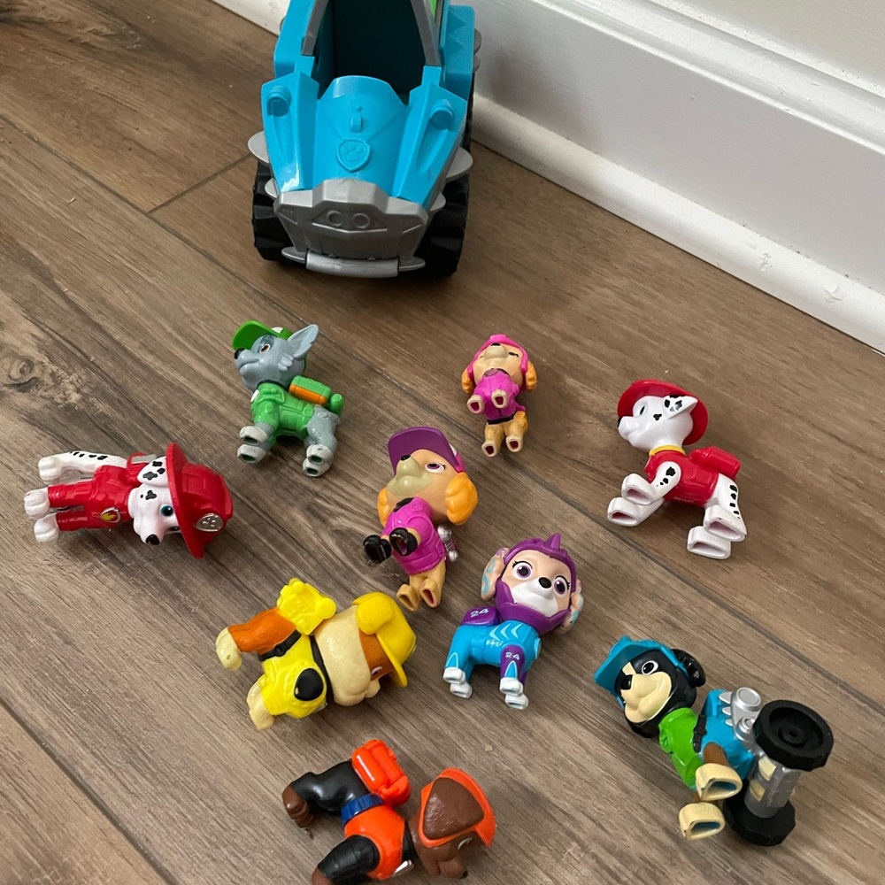 Paw Patrol Blue Vehicle with Colorful Figures